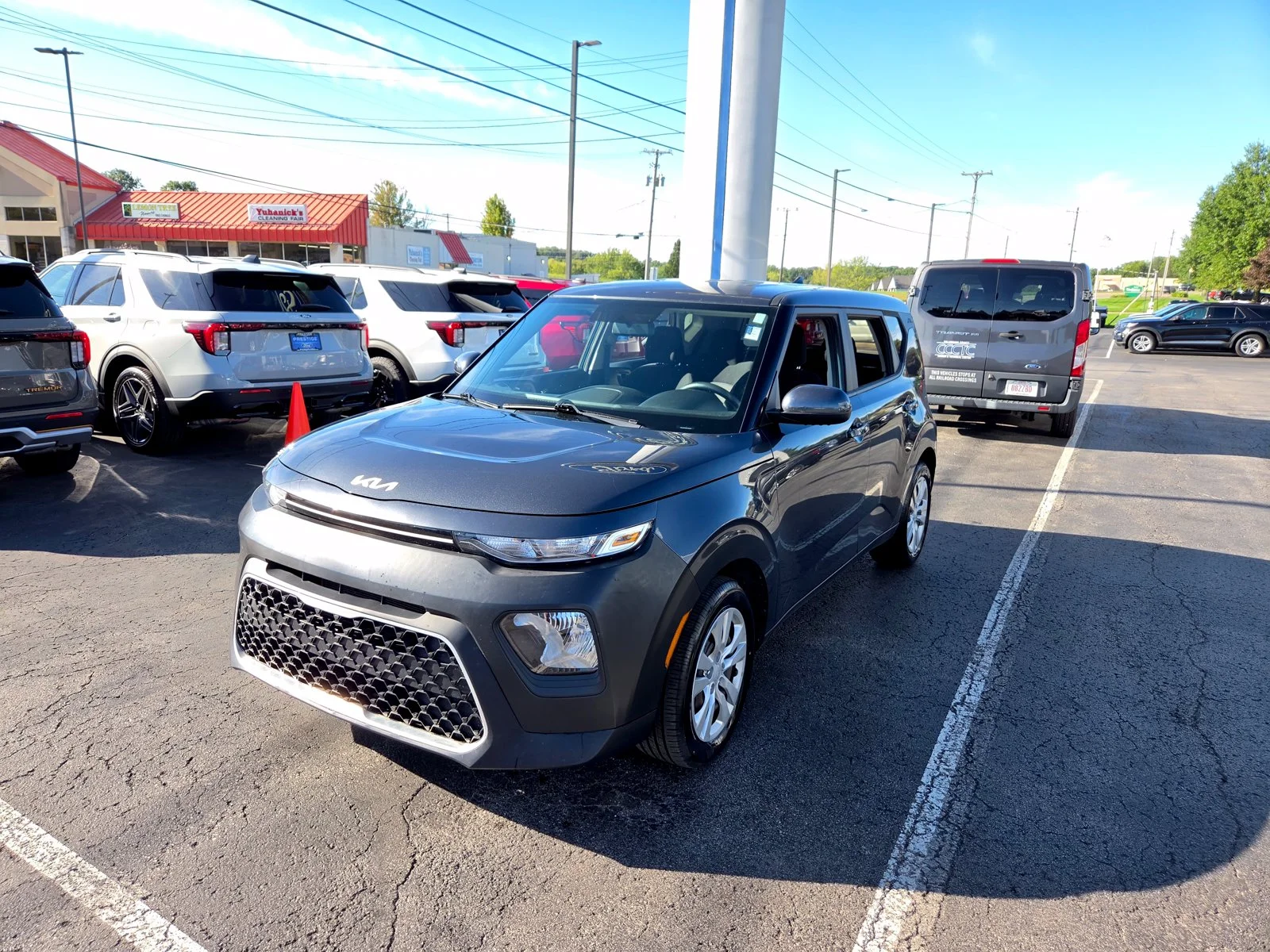 Used 2022 Gray Kia LX image 7