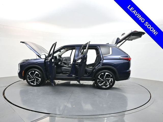 Used 2024  Mitsubishi SE image 54