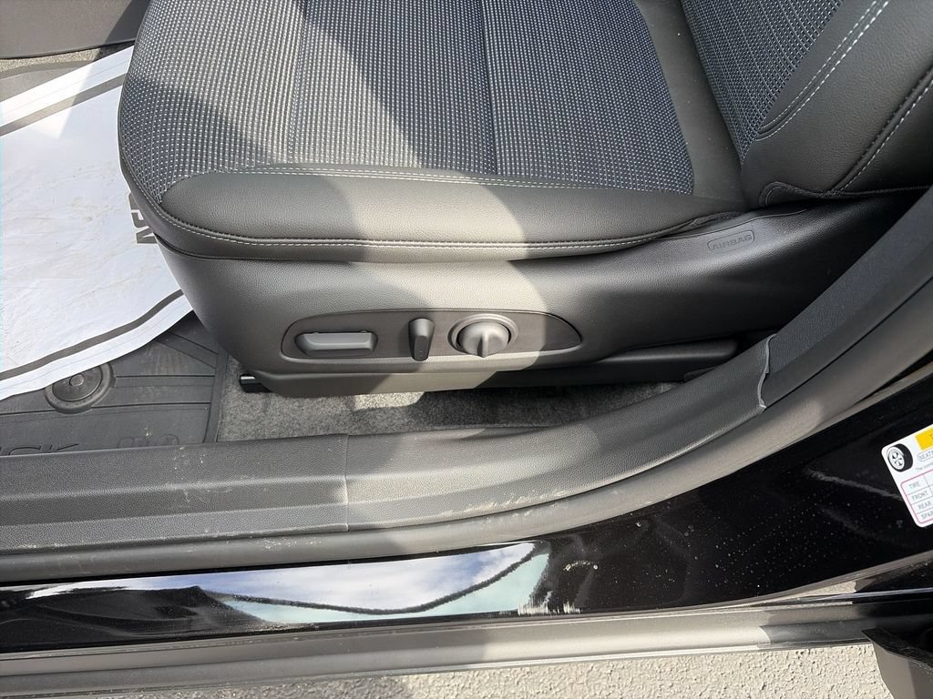 2026 Buick Envista Preferred - Photo 18