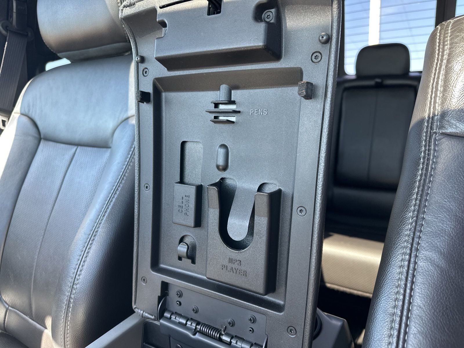 Used 2014 White Ford Lariat image 72