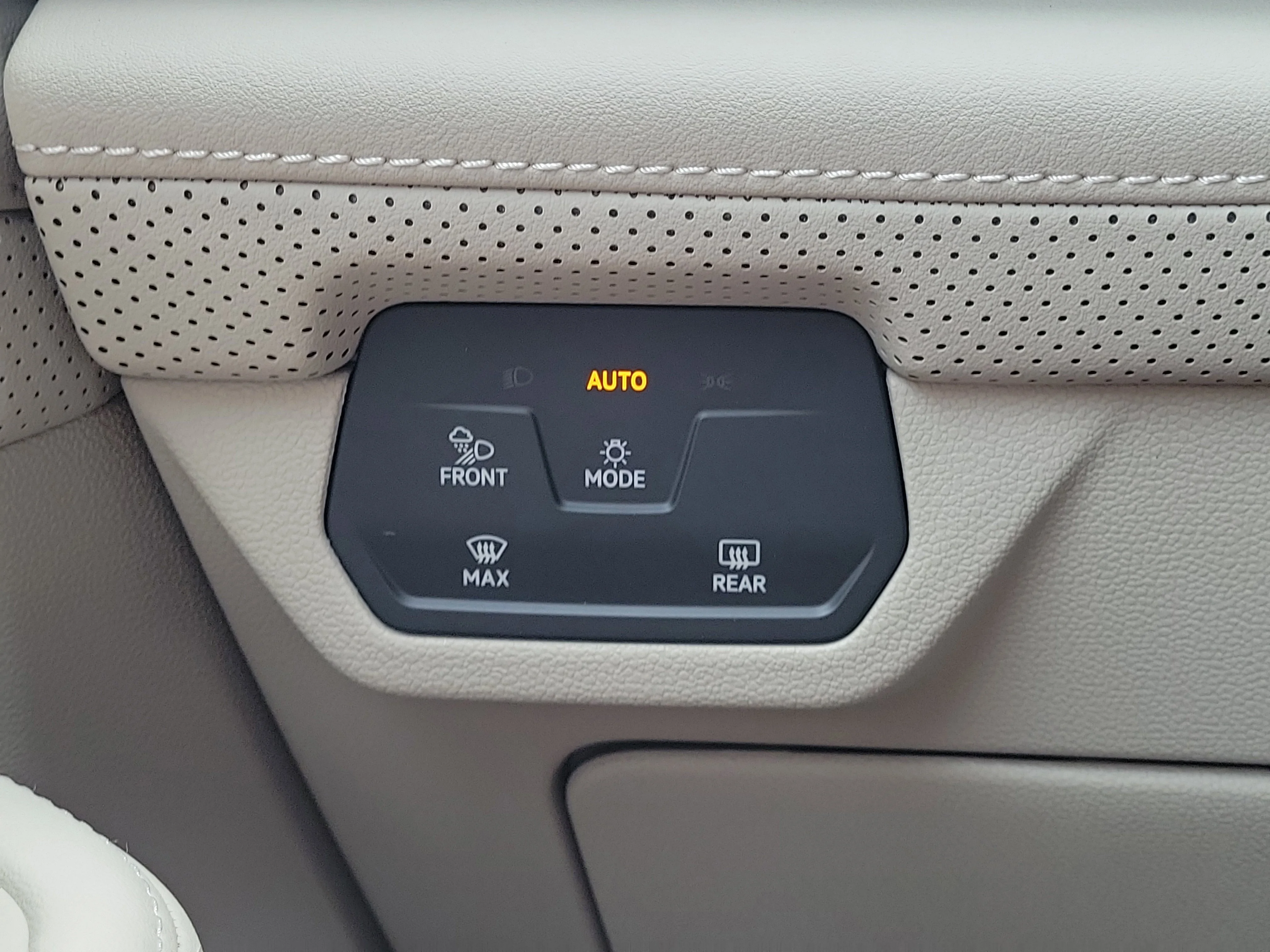 New 2026 Gray Volkswagen SE w/Technology image 18