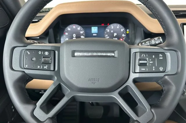 New 2026 Santorini Black Land Rover X-Dynamic SE image 22