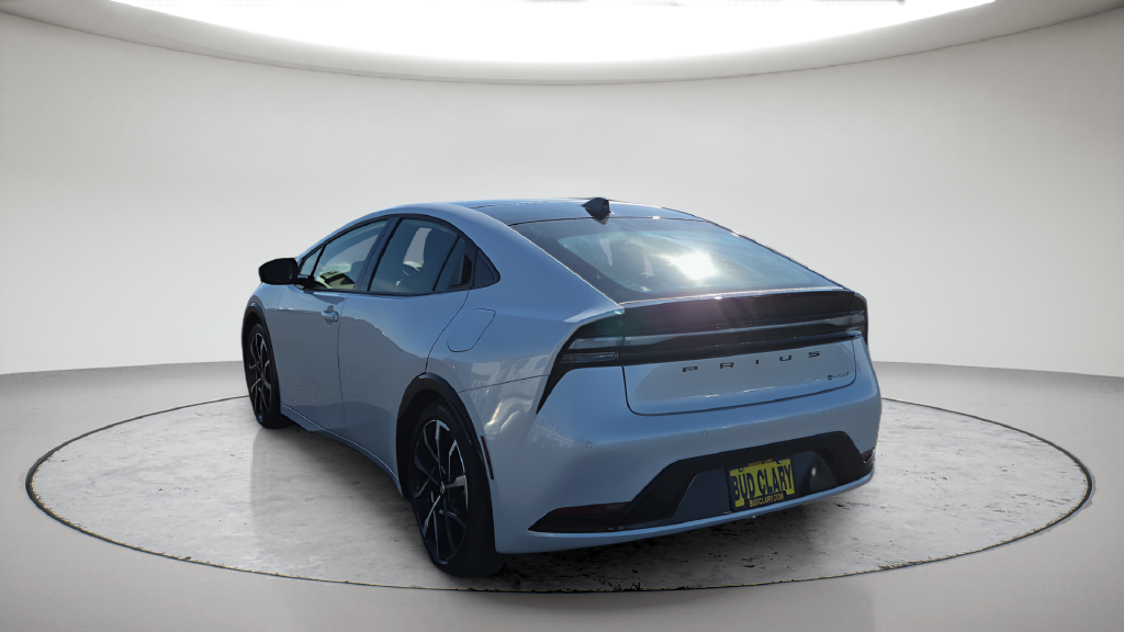 New 2027 Wind Chill Pearl Toyota XSE image 19