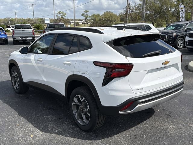 2026 Chevrolet Trax LT - Photo 7