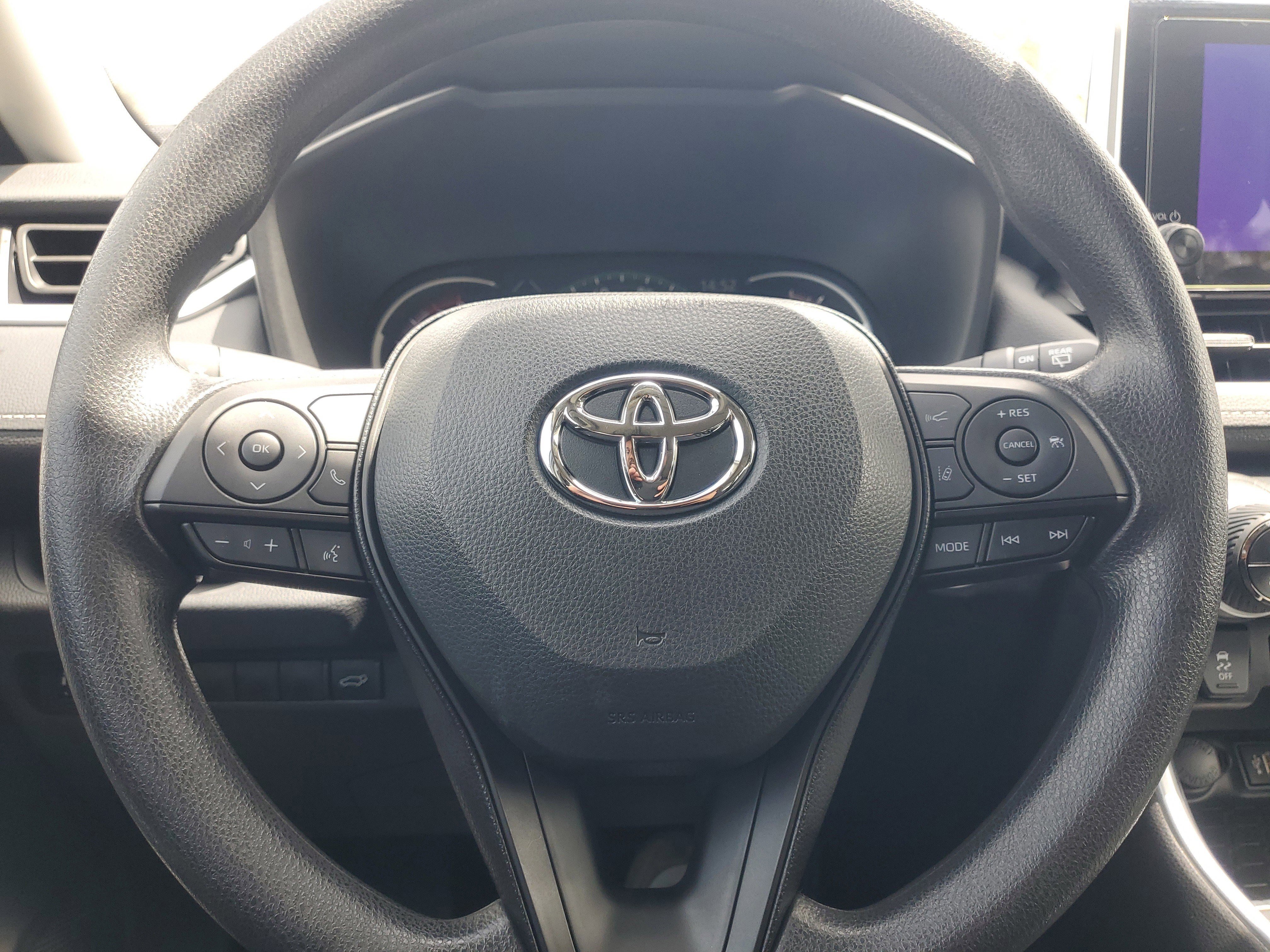 Used 2025 Magnetic Gray Metallic Toyota XLE image 22