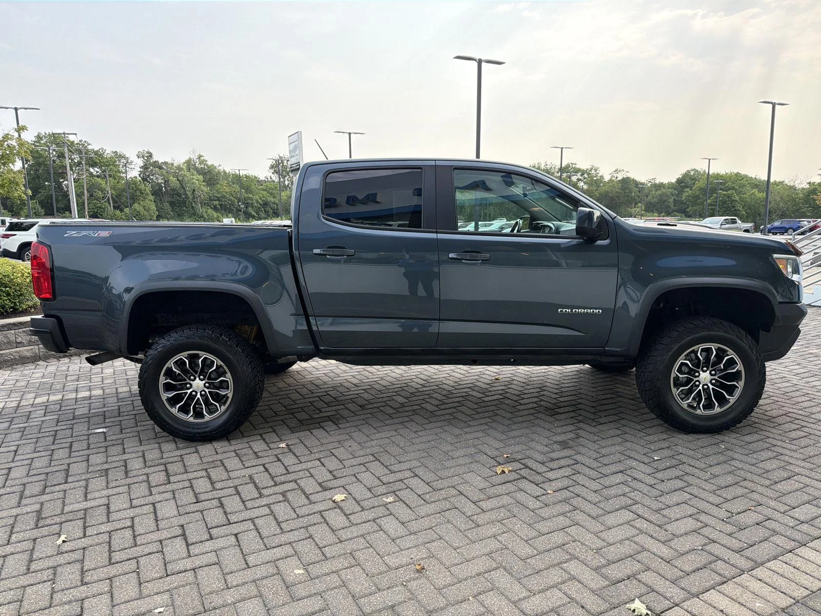 Used 2019 SHADOW GRAY METALLIC Chevrolet 4WD ZR2 image 6