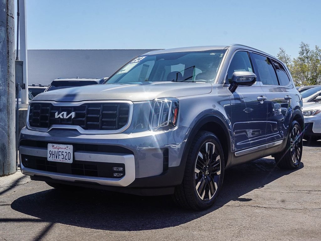Used 2024 Silver Kia SX image 4
