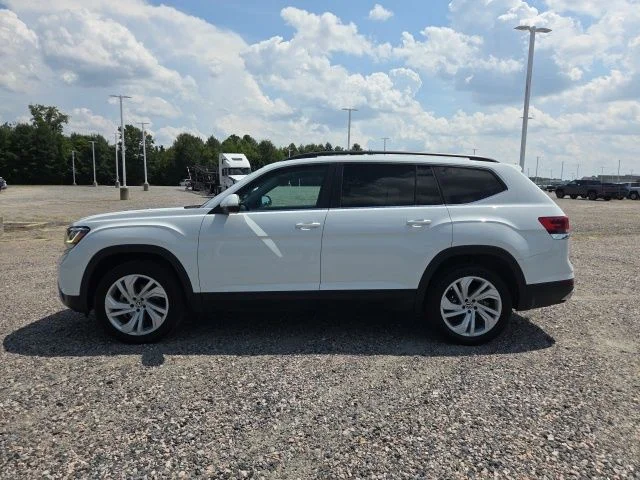 Used 2023 White Volkswagen 3.6L V6 SE w/Technology image 2