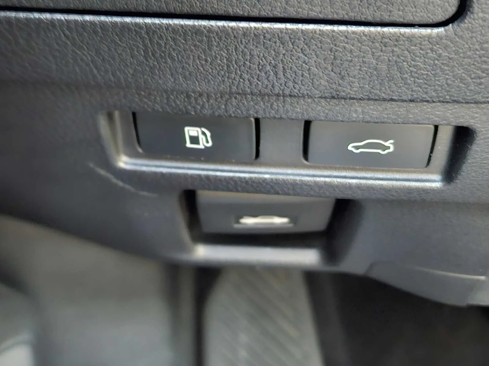 Certified Used 2022 CLOUDBURST GRAY Lexus  image 17
