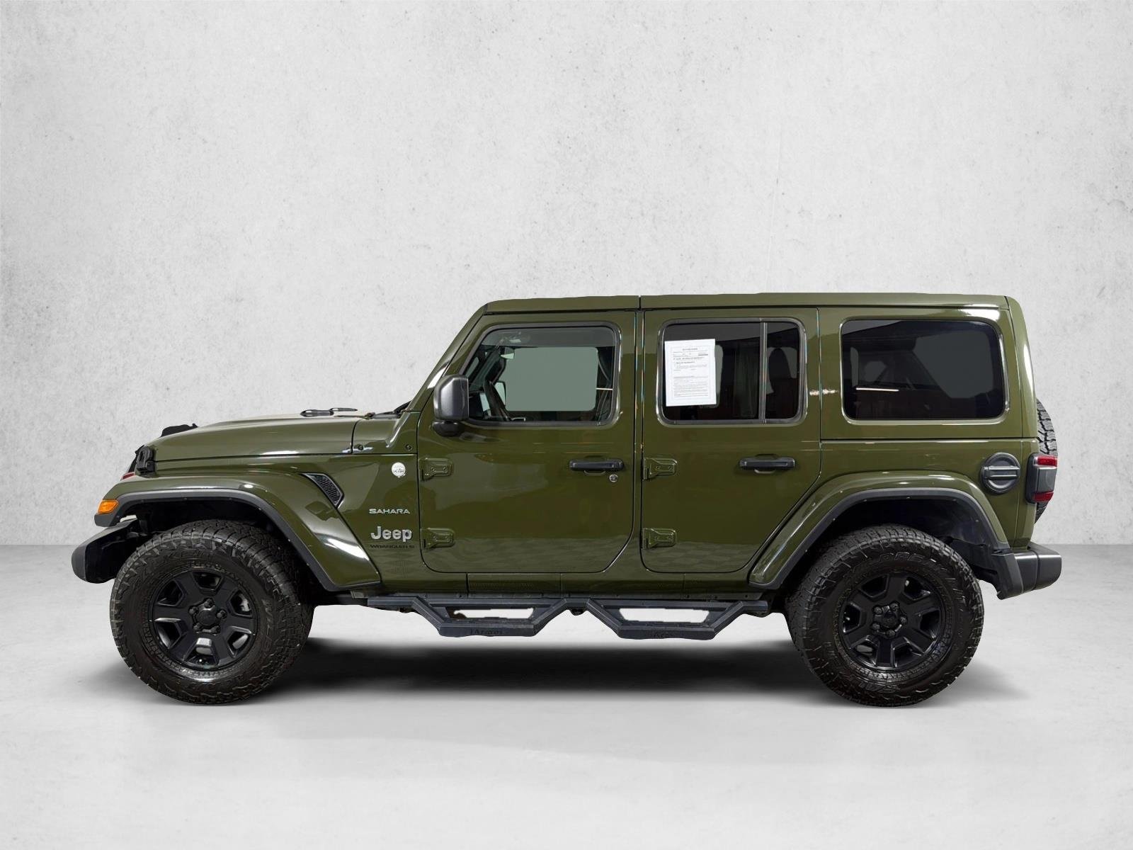Used 2024 Sarge Green Clearcoat Jeep Sahara image 6