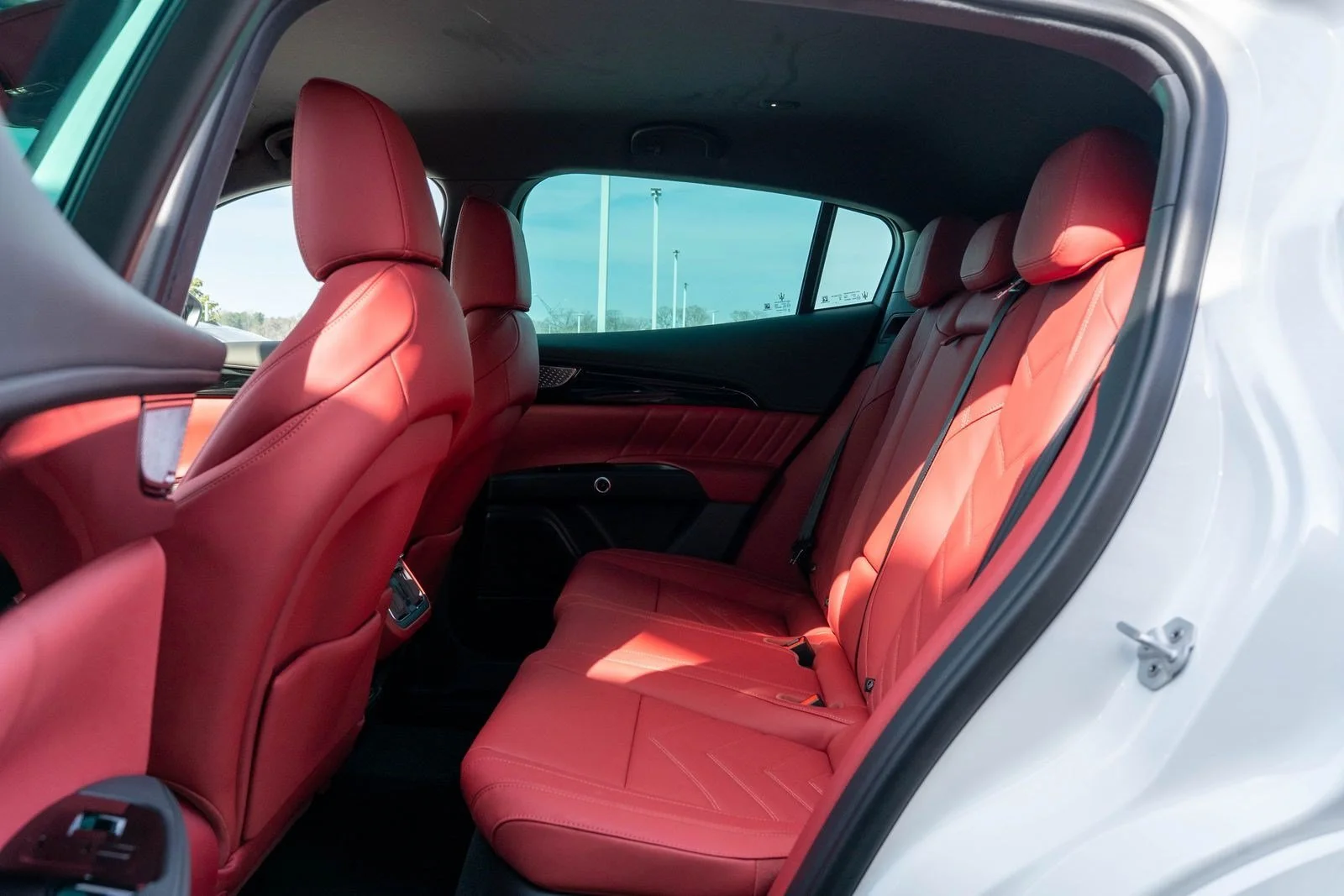New 2026 Bianco Maserati Modena image 30