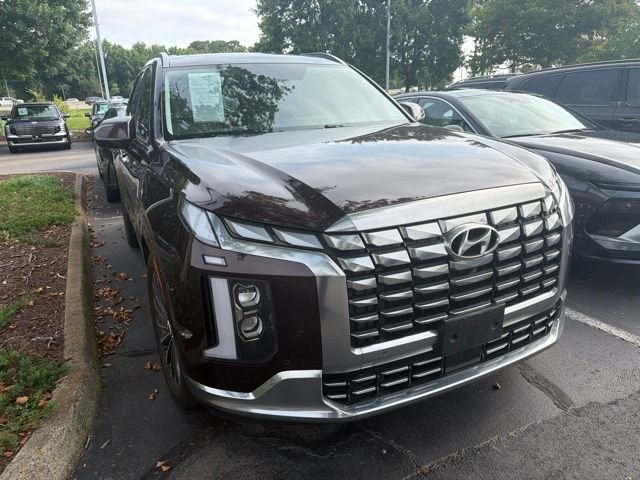 Used 2024 Sierra Burgundy Hyundai Calligraphy image 2