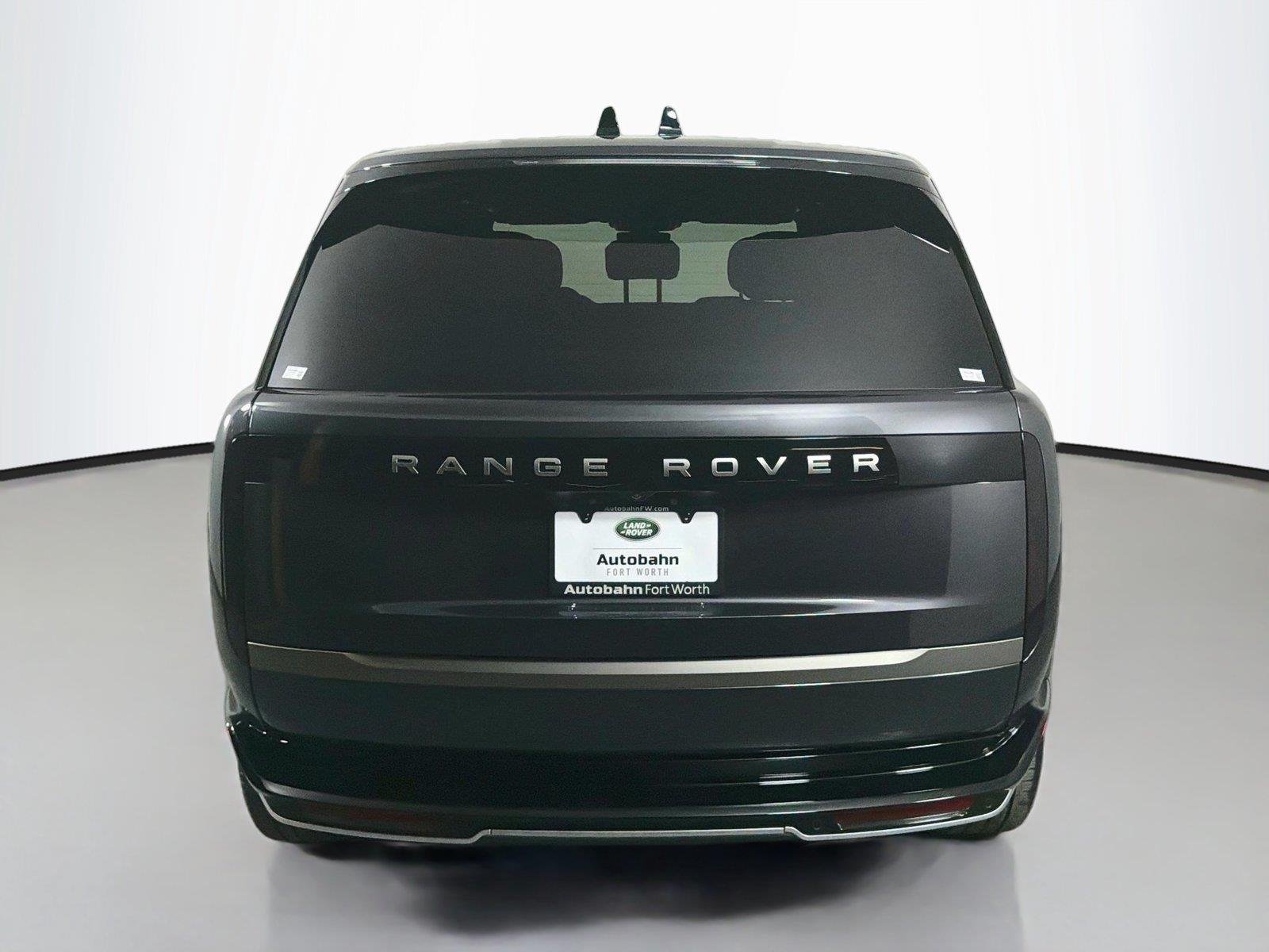 2026 Land Rover Range Rover SE - Photo 6