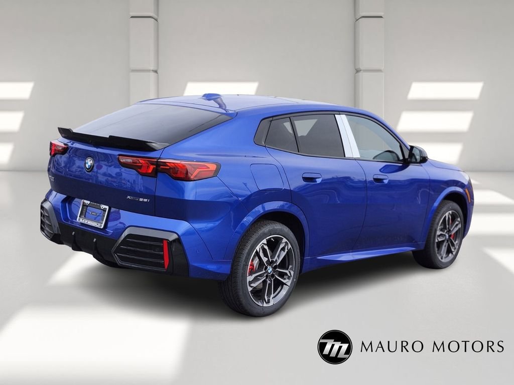 Used 2026 Blue BMW xDrive28i image 3