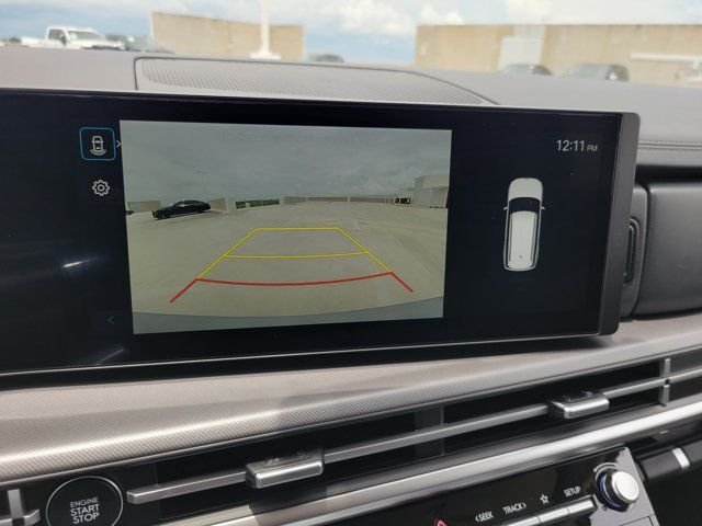 New 2027 Silver Hyundai SEL FWD image 16