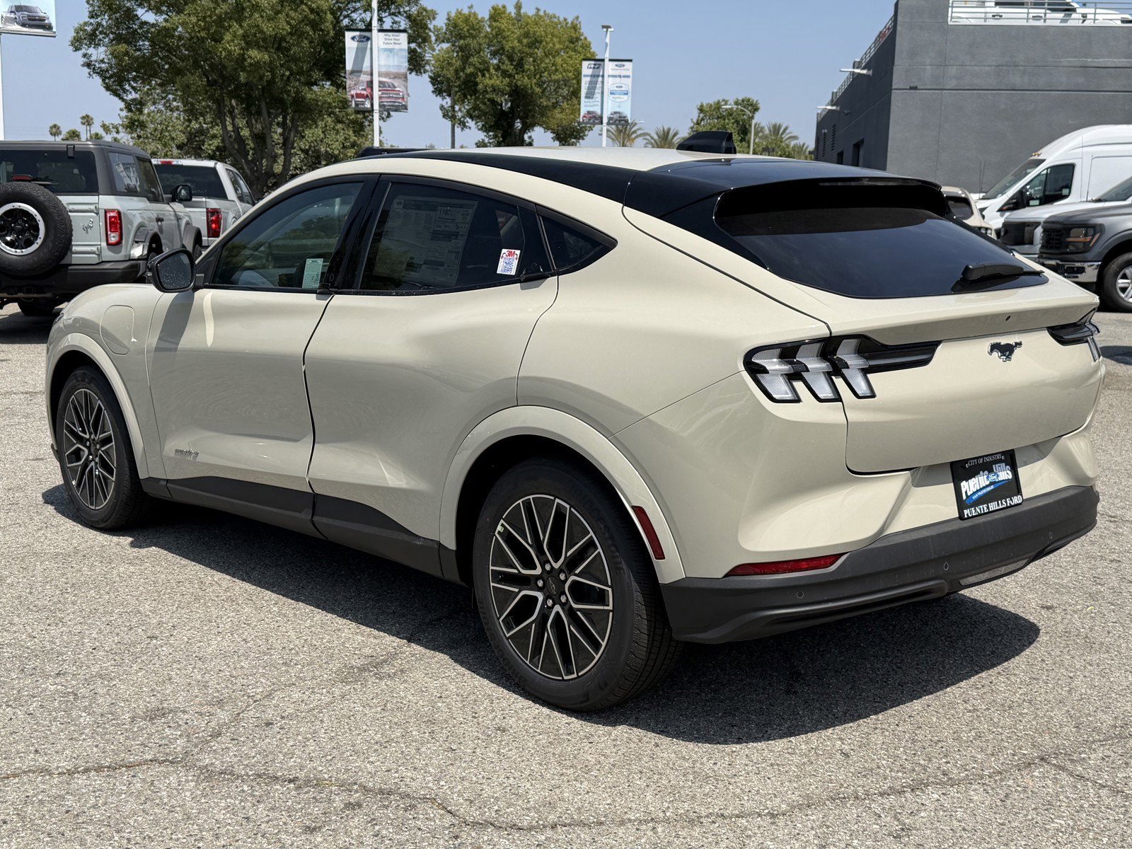New 2026 Desert Sand Ford Premium image 4