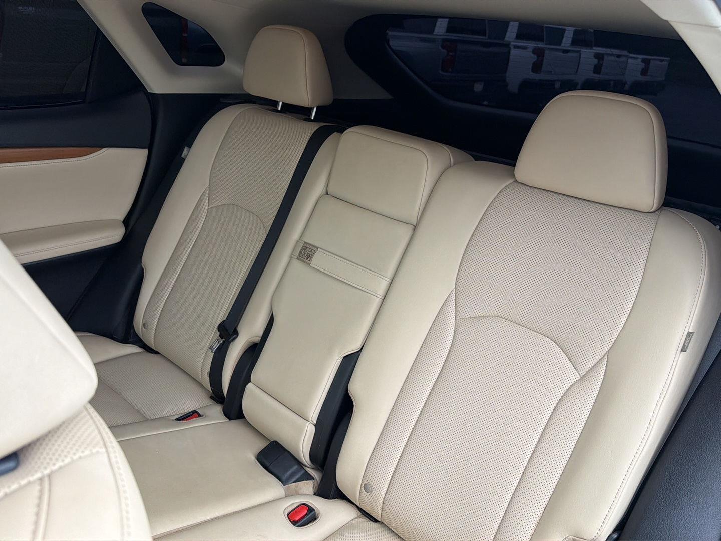 Used 2021 Eminent White Pearl Lexus RX 350 image 32