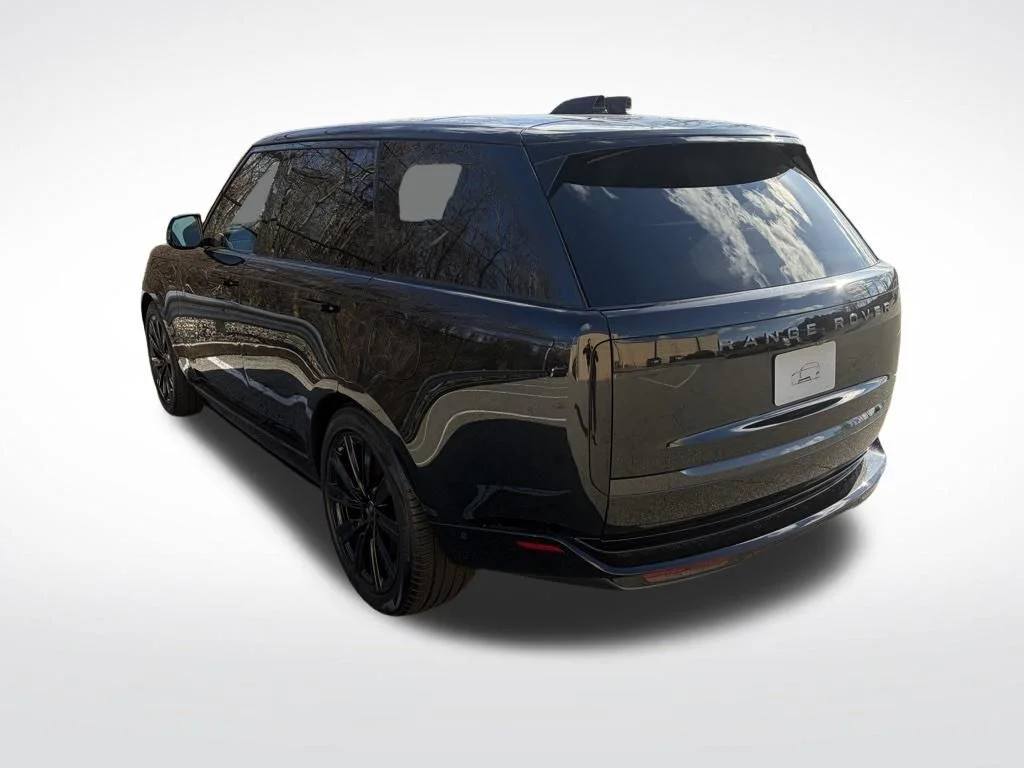 New 2025 Santorini Black Land Rover SE image 6