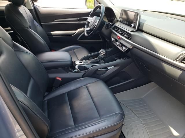 Used 2021 Silver Kia S image 18