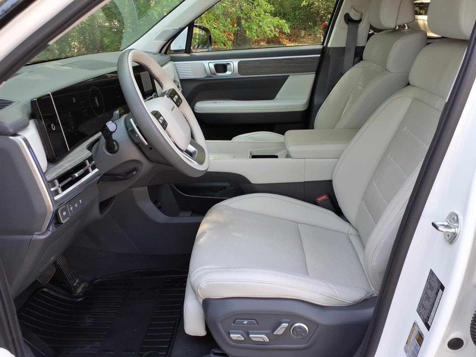 Used 2026 Serenity White Hyundai Calligraphy image 16