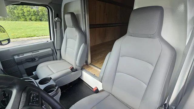 New 2027 Oxford White Ford Base image 11