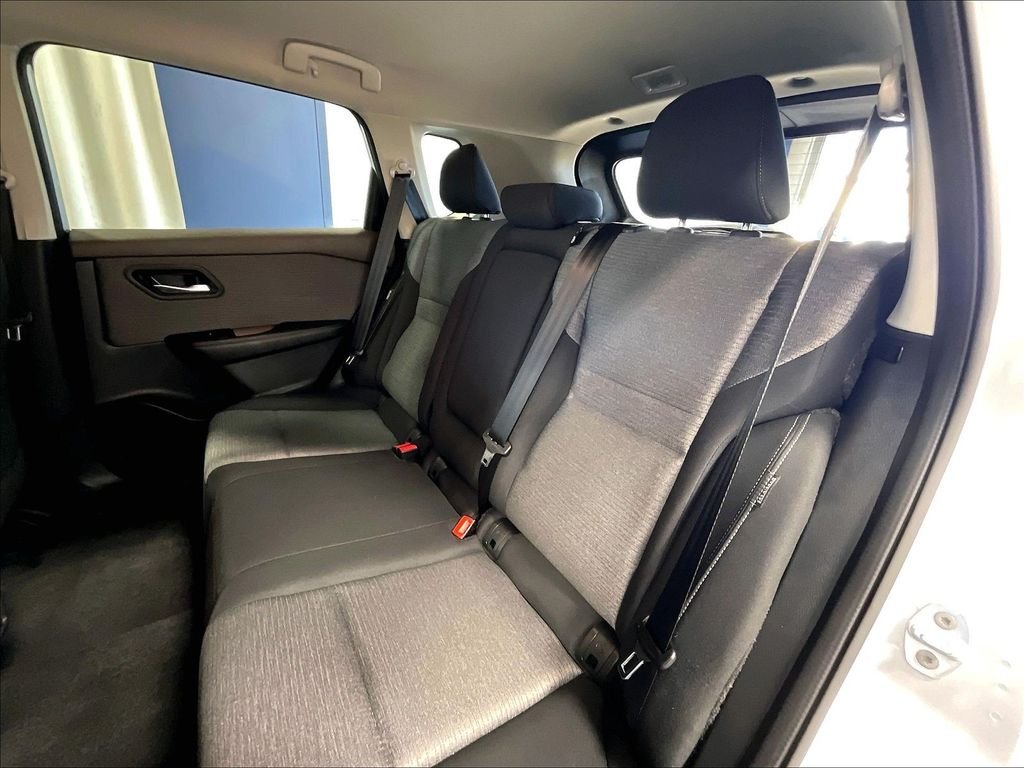 Certified Used 2023 Silver Nissan SV image 15