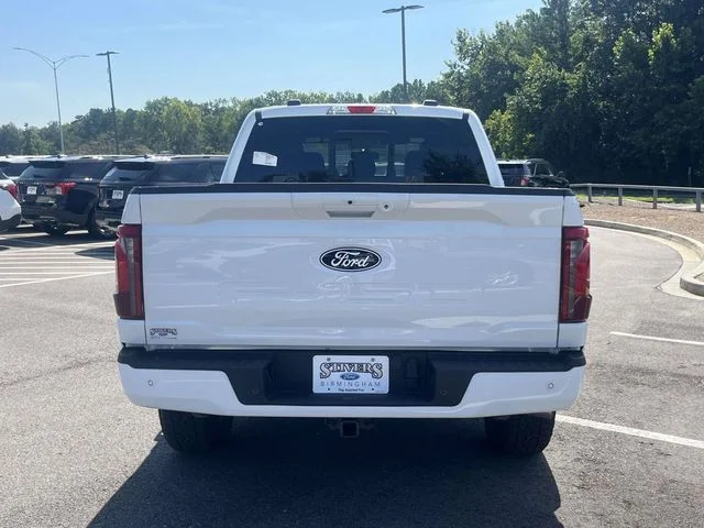New 2026 Oxford White Ford XLT image 3