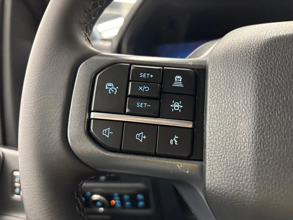 New 2026 Agate Black Metallic Ford XLT image 20
