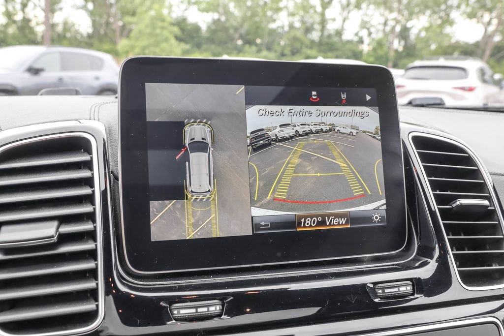 Used 2017  Mercedes-Benz GLS 450 image 6
