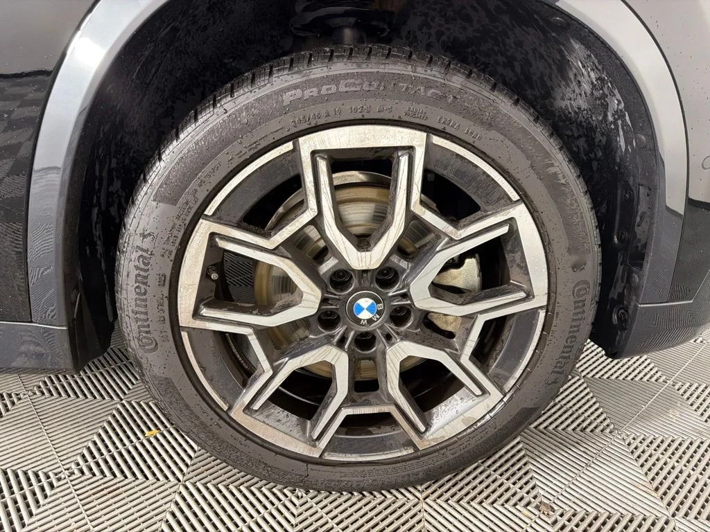 Certified Used 2026 Jet Black BMW xDrive28i image 11