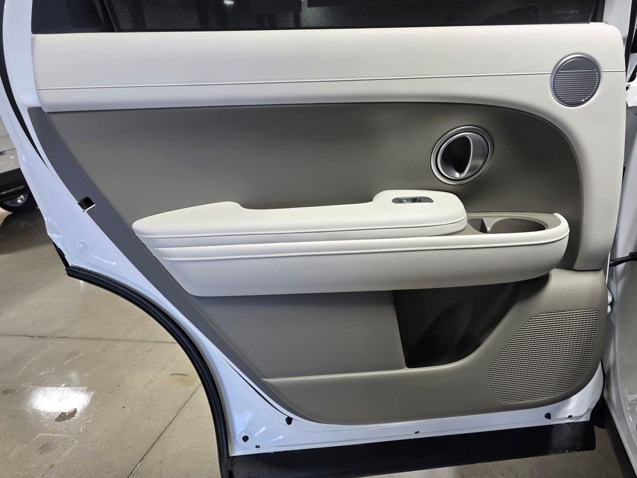 New 2026 Creamy White Pearl Hyundai SEL AWD image 13