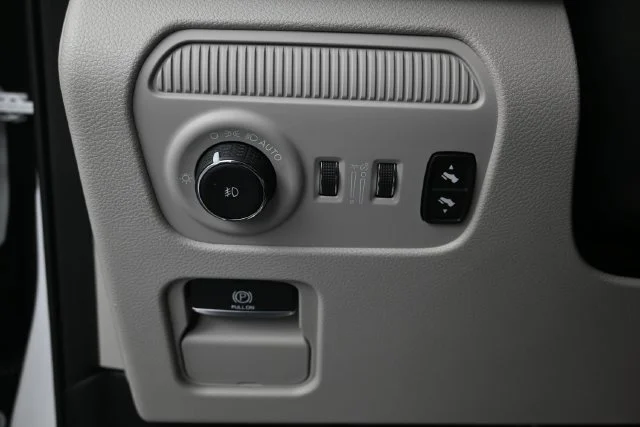 Used 2023 Bright White Clearcoat Jeep 4DR 4WD image 13