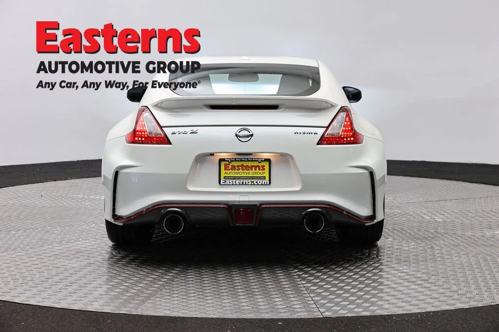 Used 2020 White Nissan Nismo image 6