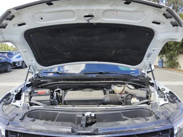 Used 2023 Summit White Chevrolet LT image 13