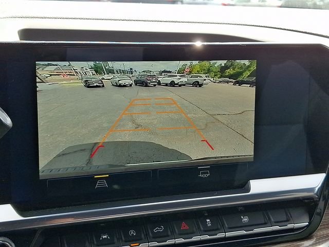 Used 2022 Gray Chevrolet LT image 18