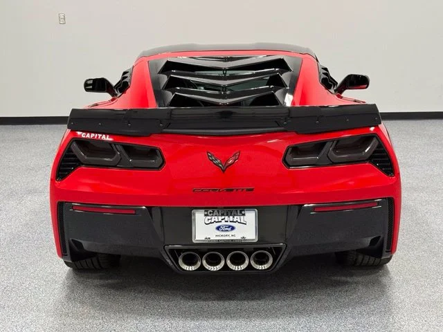 Used 2016 Red Chevrolet Stingray Z51 image 11