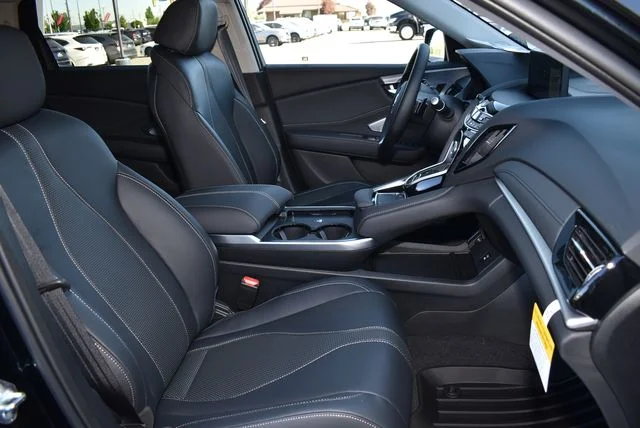 New 2026 Majestic Black Pearl Acura Technology Package image 13