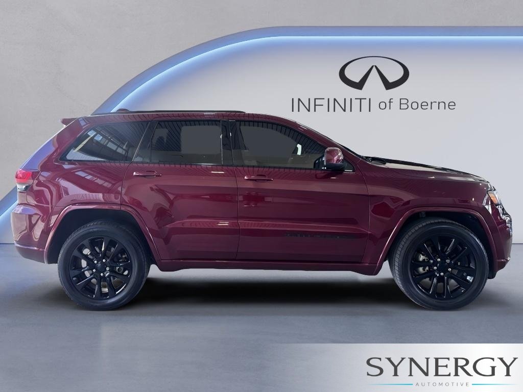 Used 2020 Velvet Red Pearlcoat Jeep Altitude image 4