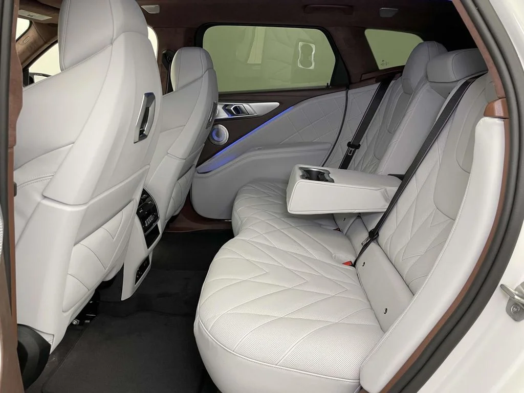 2026 BMW XM Base - Photo 14