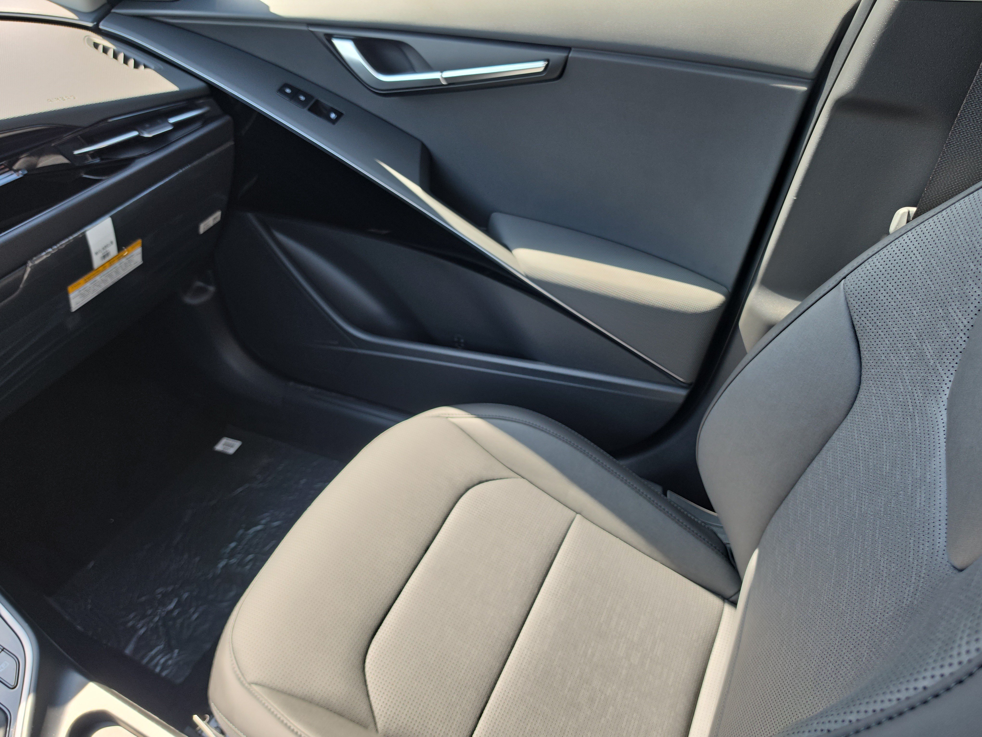 New 2026 Interstellar Gray Kia SX Touring image 16