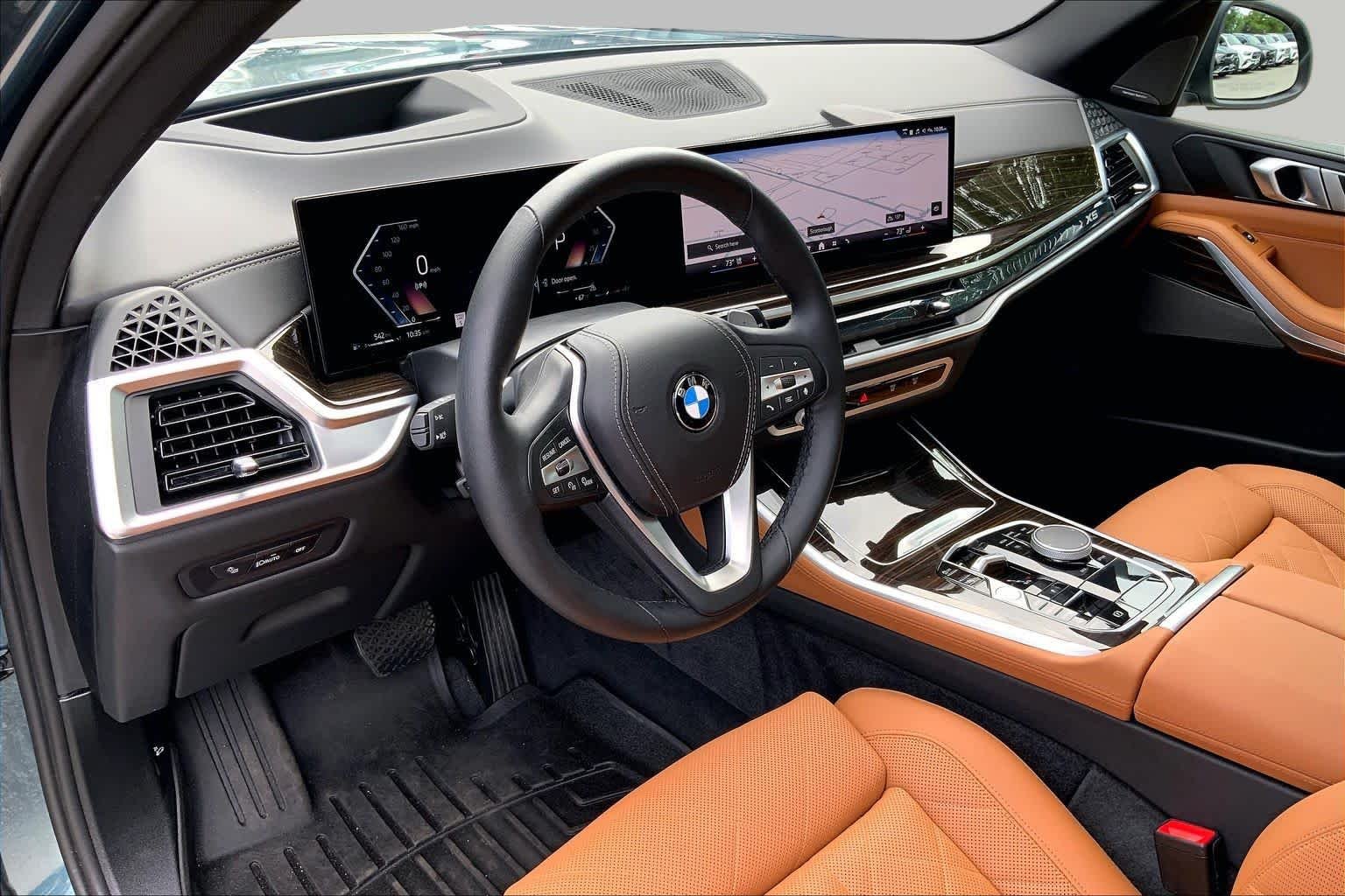 Used 2025 Blue Ridge Mountain Metallic BMW xDrive40i image 18