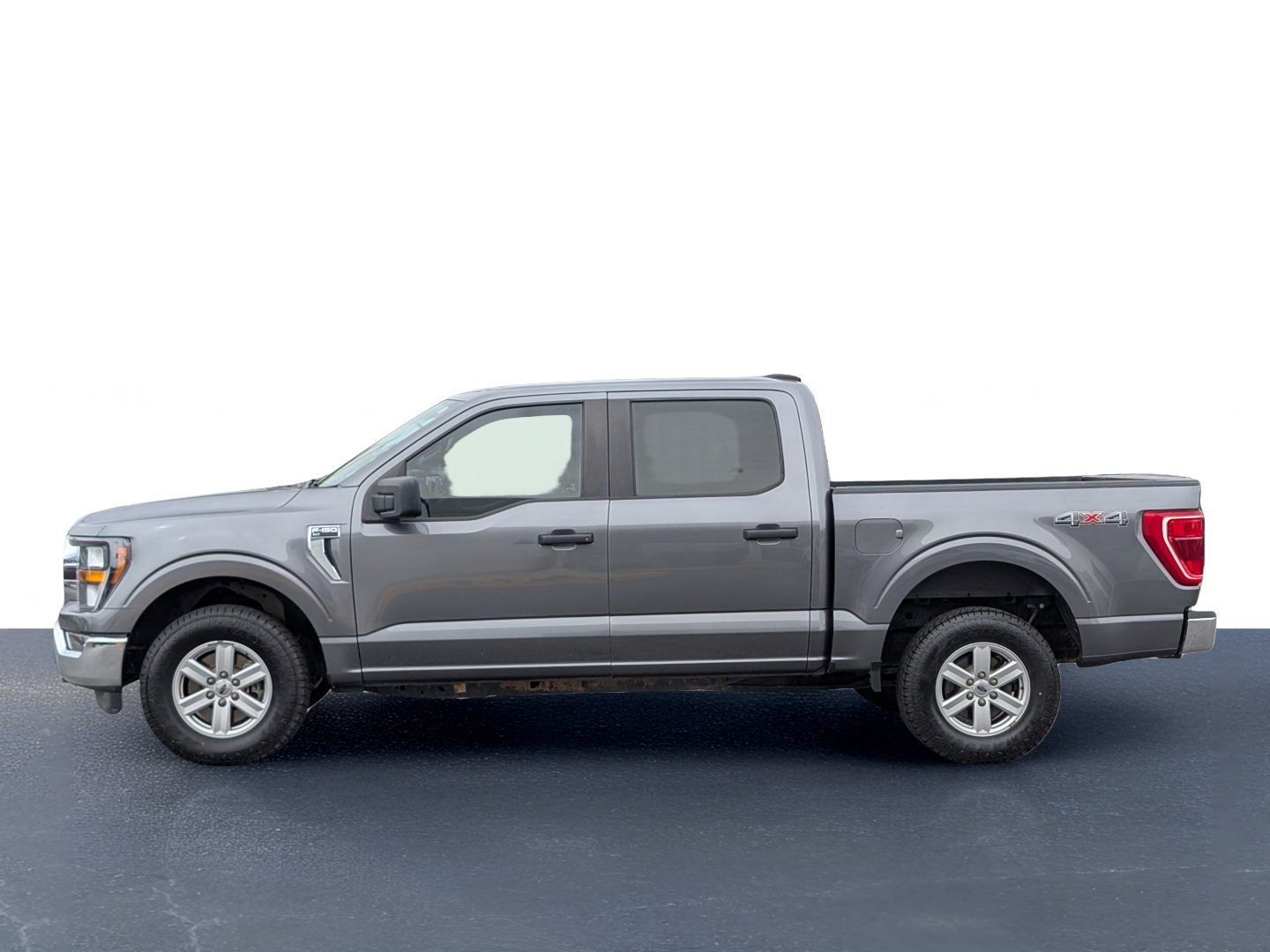 2023 Ford F-150 XLT - Photo 14