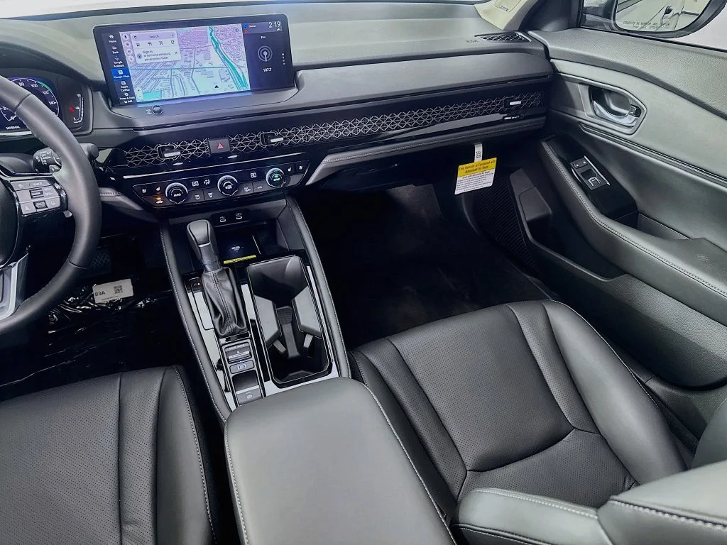 New 2026 Solar Silver Metallic Honda Touring image 34