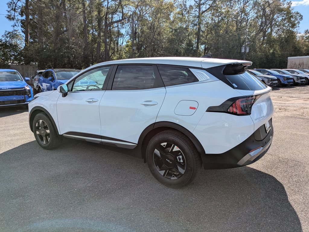 New 2026 Glacial White Pearl Kia LX image 4
