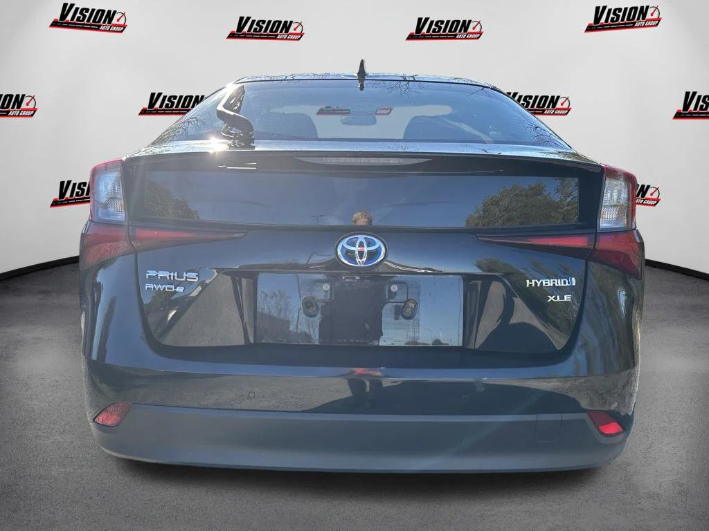 Used 2019 Black Toyota XLE AWD-e image 6