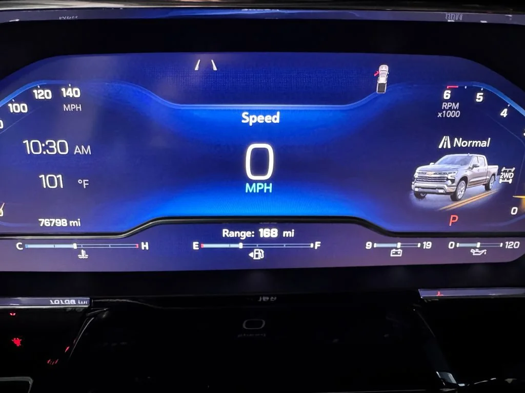 Used 2023 Summit White Chevrolet RST image 18
