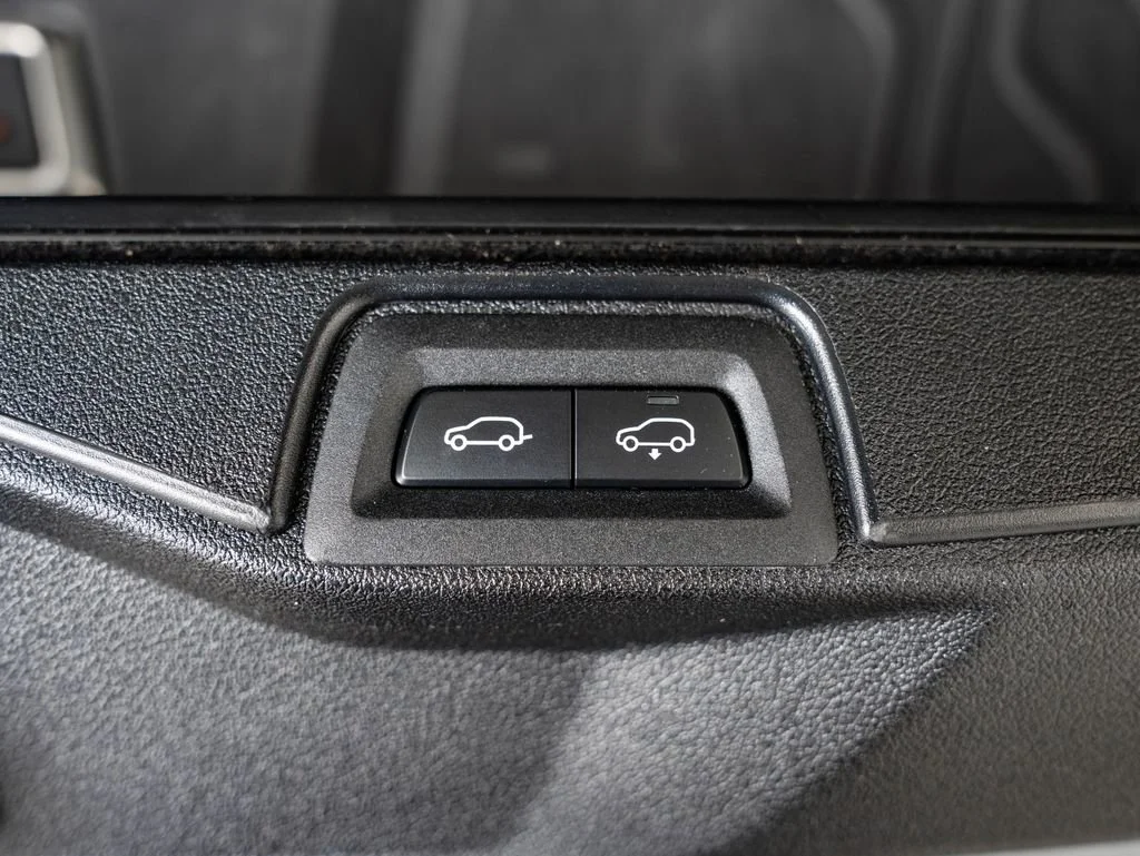 Used 2024 Skyscraper Gray Metallic BMW xDrive50e image 22