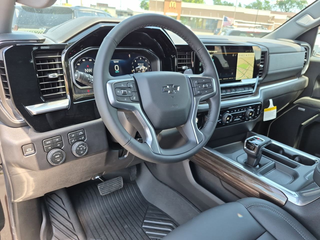 2026 Chevrolet Silverado 1500 LT Trail Boss - Photo 10