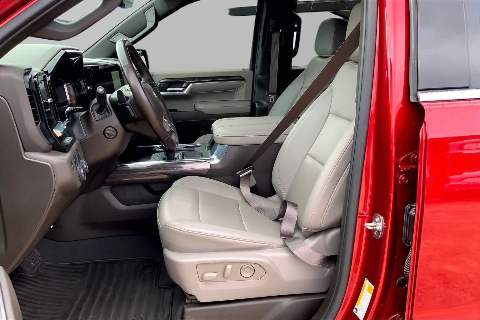 2023 Chevrolet Silverado 1500 LTZ - Photo 8