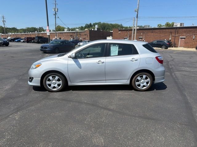 Used 2010 Toyota Matrix S with VIN 2T1KE4EE3AC043454 for sale in North Olmsted, OH